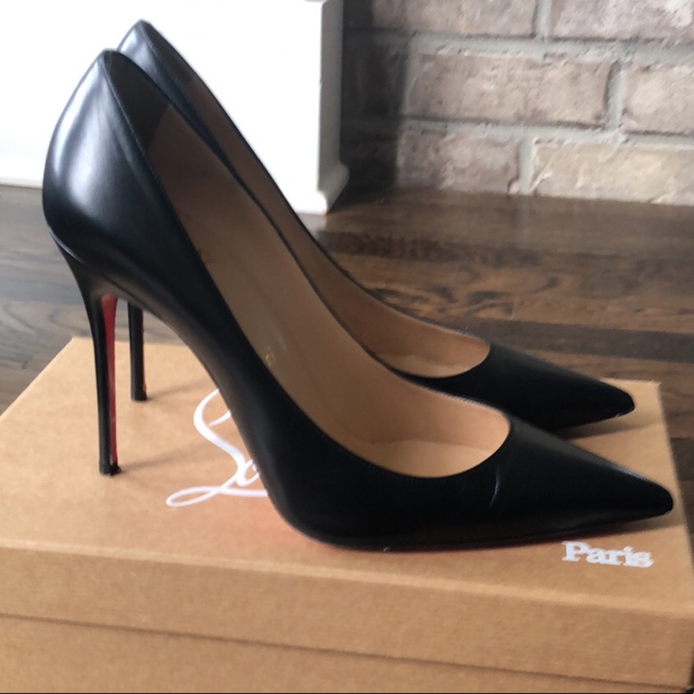 Christian Louboutin Decollete Heels